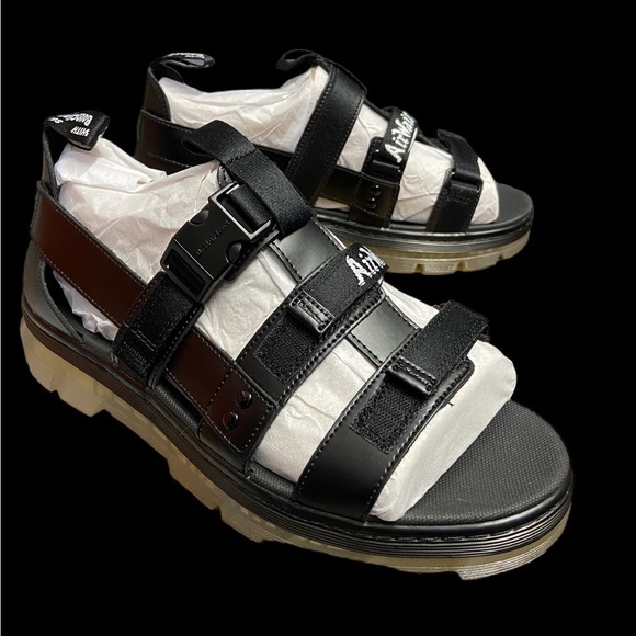 Dr. Martens Pearson Unisex Black Chunky Buckle Sandals NWT​ - Picture 8 of 11